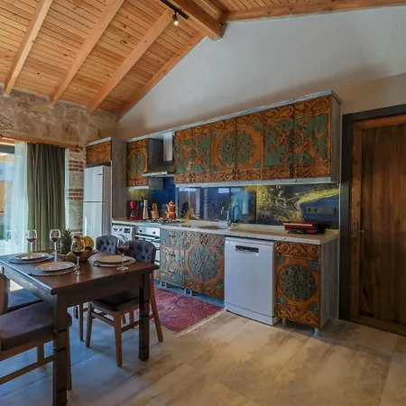 فيلة Mugla Stone Daylight 1 فتحية