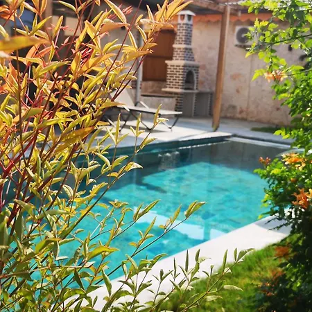 فيلة Mugla Stone Daylight 1